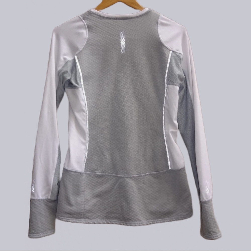 Women’s Size XXS Athleta Heat Zone Long Sleeve Reflective Tee Top Gray and White